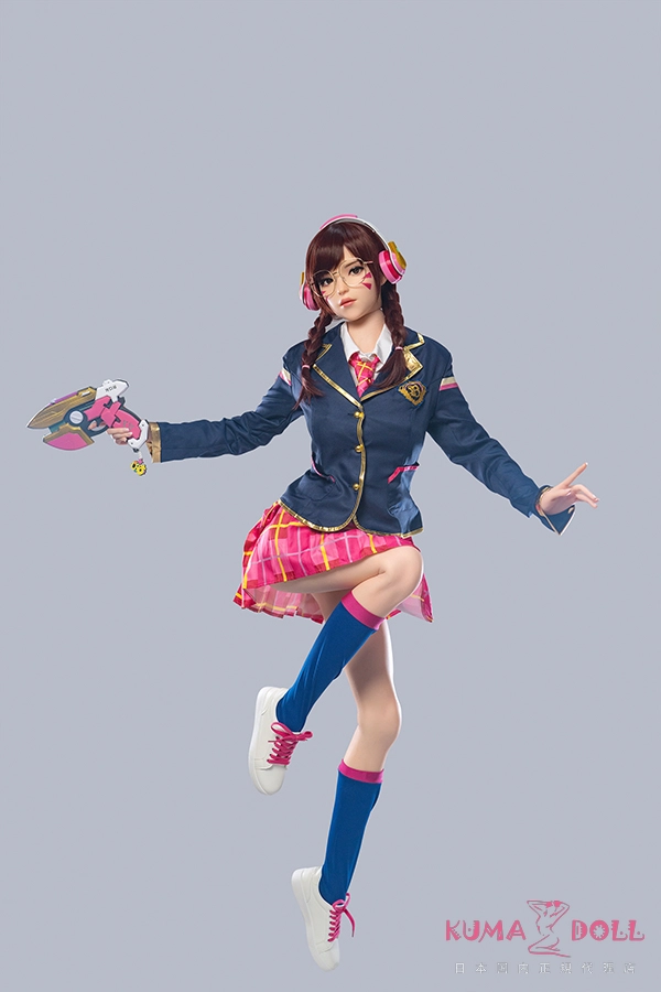 Game Lady No.23 D.VA 166cm Eカップ ギャラリー画像 6：バストラインのクローズアップです。Eカップのしっかりとしたボリューム感と、フルシリコンならではの肌の張り・乳輪の精細表現が確認できます。