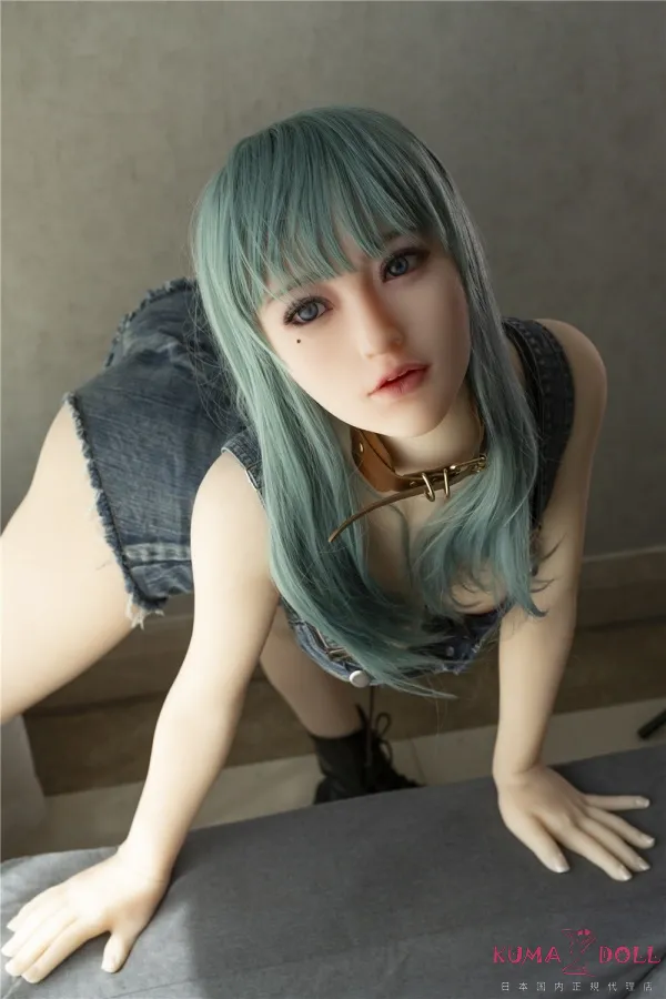 Sanhui Doll #T1 158cm Dカップ ギャラリー画像 8:158cm × Dカップ × TPE のポーズカットです。#T1 のハーフ系美人表情と、Sanhui Doll TOP5 TPE エントリーモデルとしての全体バランスが伝わる1枚です。