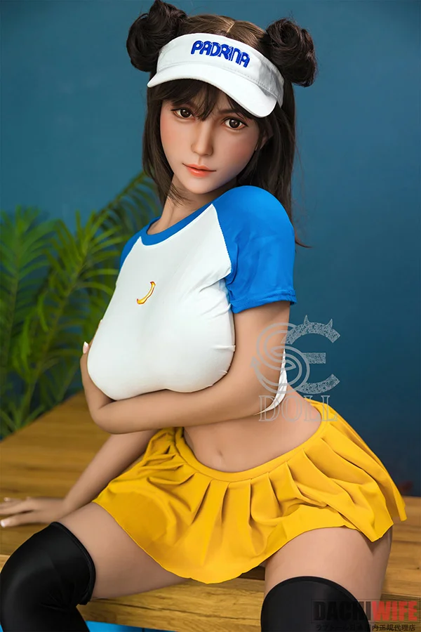 SEDOLL Winola 157cm Hカップ ギャラリー画像 3:157cm Hカップ TPE ボディのバストカットです。H カップ巨乳の存在感が確認できます。