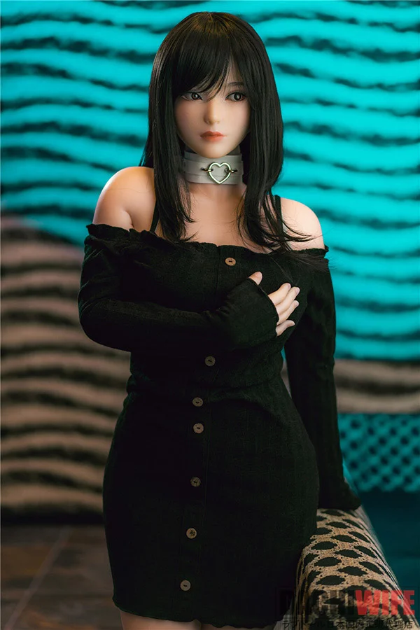 SilikoDoll J2 150cm Fカップ ギャラリー画像 6:J2 150cm Fカップ スタイリングカットです。J2 ヘッド × 150cm × Fカップ × フルシリコンの組み合わせで、SilikoDoll 中柄F定番モデルの世界観が確認できるシーンです。